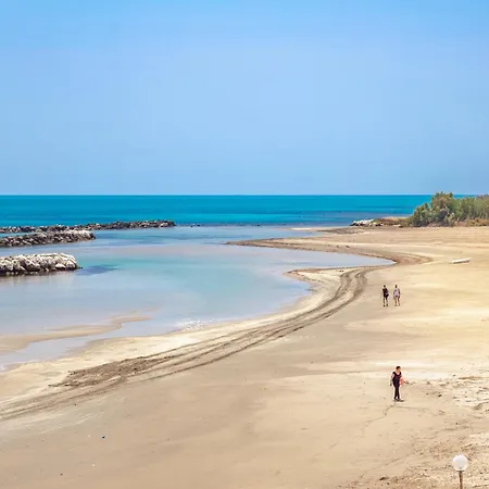 아파트 Appartamento Per Famiglie E Bambini Vicino Al Mare, A Pochi Minuti Dalla Spiaggia *