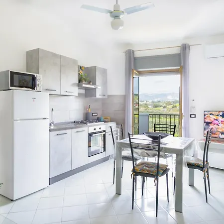 아파트 Appartamento Per Famiglie E Bambini Vicino Al Mare, A Pochi Minuti Dalla Spiaggia