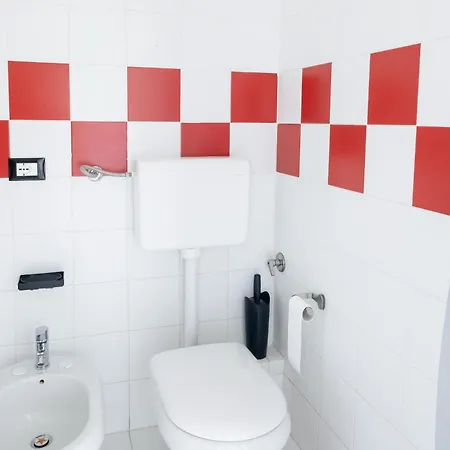 Appartamento Per Famiglie E Bambini Vicino Al Mare, A Pochi Minuti Dalla Spiaggia *