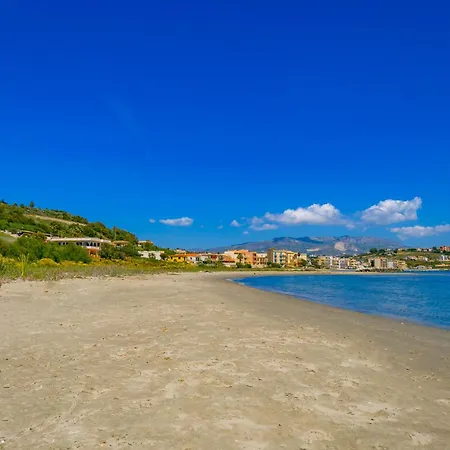 Appartamento Per Famiglie E Bambini Vicino Al Mare, A Pochi Minuti Dalla Spiaggia 아파트 *